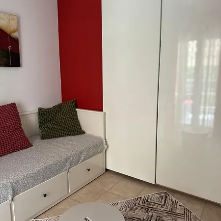 Rainbow Floor Δωμάτια σε οικογενειακή κατοικία *